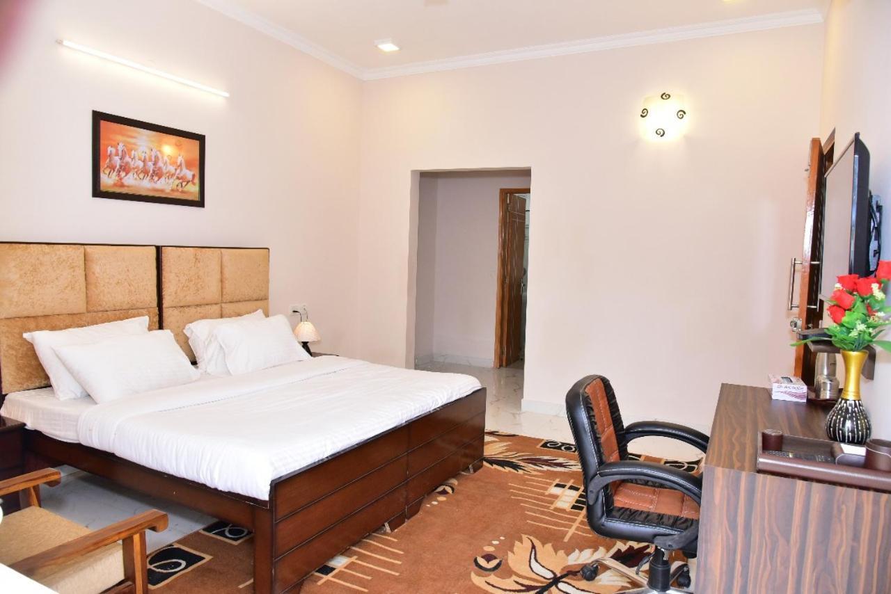 Arkaya Inn Gurgaon Esterno foto
